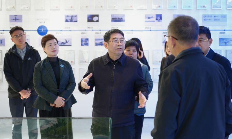 全国政协副秘书长、农工党中央专职副主席王路一行莅临宝运莱飞机工业调研